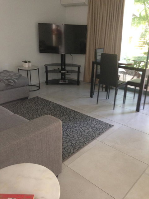 Chez Noosa Resort Motel - Accommodation Broadbeach 6