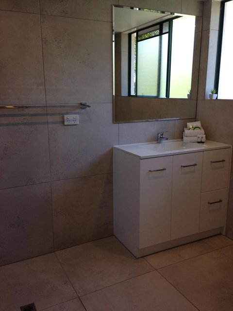 Chez Noosa Resort Motel - Accommodation Broadbeach 11