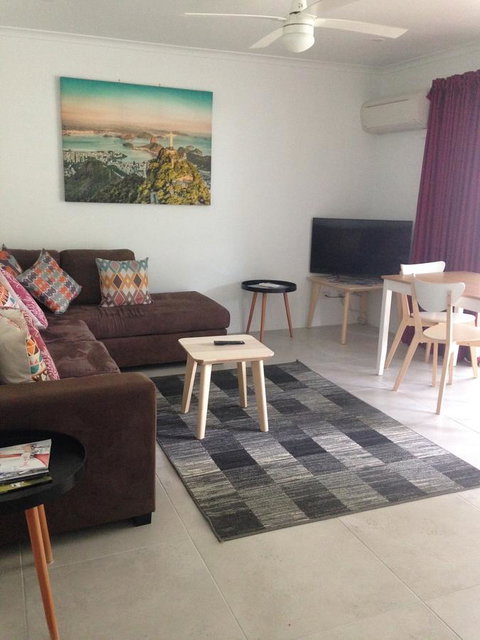 Chez Noosa Resort Motel - Accommodation Broadbeach 18