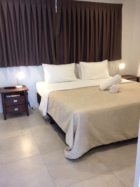 Chez Noosa Resort Motel - Accommodation Broadbeach 13