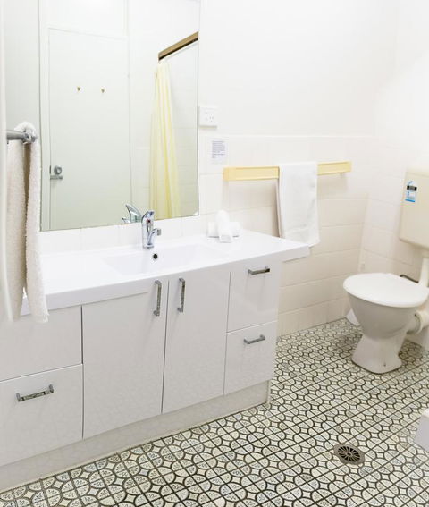Amaroo On Mandalay, Magnetic Island - Accommodation Broadbeach 4