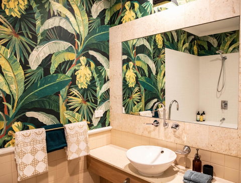 NOMAD - Luxe Apartment - Accommodation Broadbeach 12