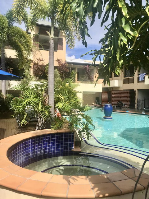 NOMAD - Luxe Apartment - Accommodation Broadbeach 17