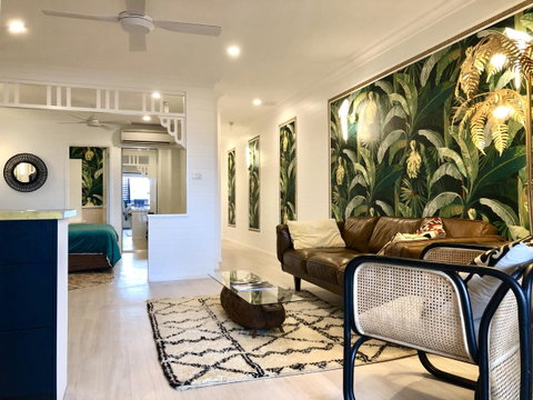 NOMAD - Luxe Apartment - Accommodation Broadbeach 24