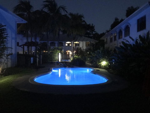 Mango Lagoon Sunbird Retreat - Accommodation Broadbeach 3