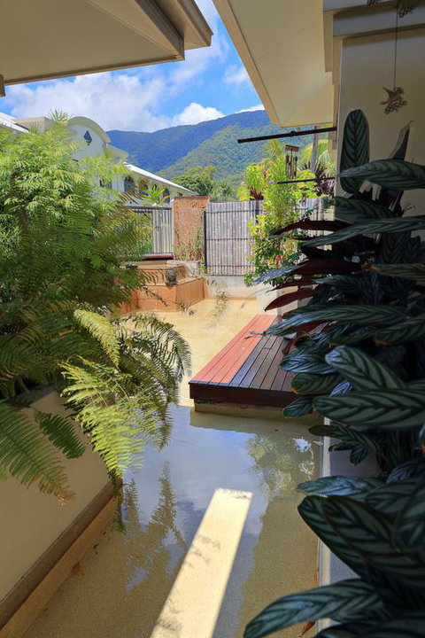 Mango Lagoon Sunbird Retreat - Accommodation Broadbeach 24