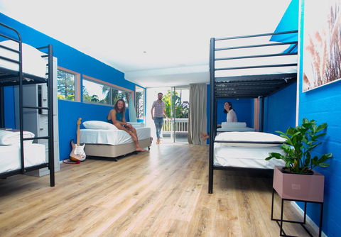 Rainbow Bay Backpackers - Accommodation Broadbeach 11