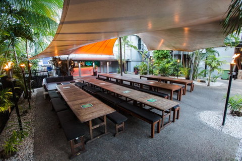 Mad Monkey Central - Accommodation Broadbeach 11