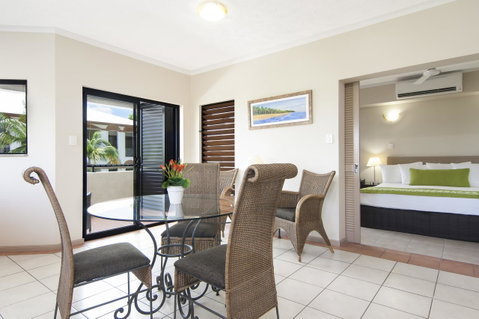 Regal Port Douglas - Accommodation Broadbeach 14