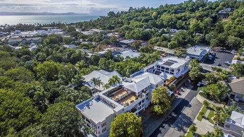 Regal Port Douglas - Accommodation Broadbeach 2