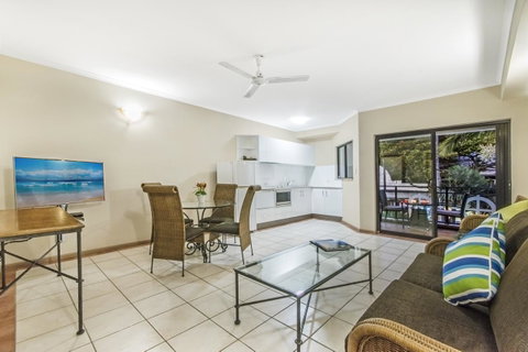 Regal Port Douglas - Accommodation Broadbeach 6