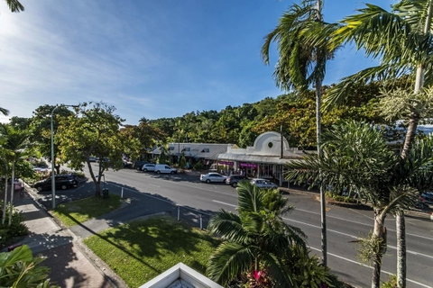 Regal Port Douglas - Accommodation Broadbeach 10