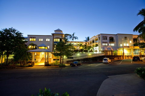 Regal Port Douglas - Accommodation Broadbeach 1