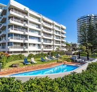 Surfers Chalet - Accommodation Broadbeach