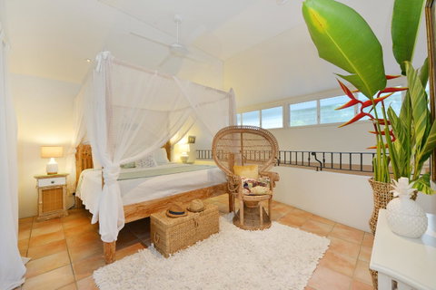 [ ANDY'S BEACH HOUSE ] - Accommodation Broadbeach 1