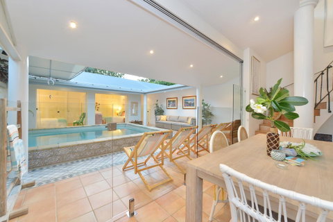 [ ANDY'S BEACH HOUSE ] - Accommodation Broadbeach 5