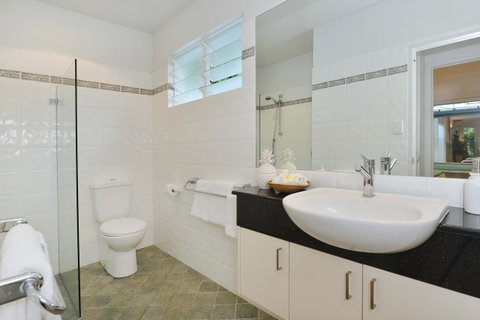 [ ANDY'S BEACH HOUSE ] - Accommodation Broadbeach 29