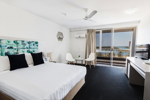 Greenmount Beach House - Accommodation Broadbeach 12