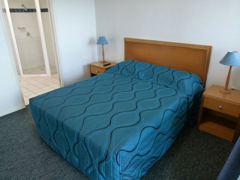 Madison Ocean Breeze Apartments - Accommodation Broadbeach 31