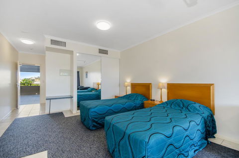 Madison Ocean Breeze Apartments - Accommodation Broadbeach 10