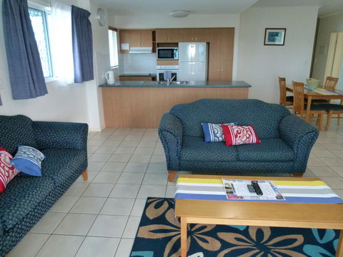 Madison Ocean Breeze Apartments - Accommodation Broadbeach 21