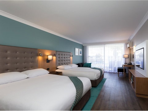 Sea World Resort - Accommodation Broadbeach 1