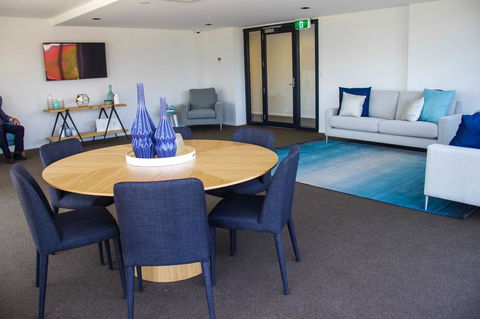 Synergy Broadbeach - Official - Accommodation Broadbeach 12