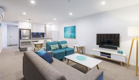 Boardwalk Burleigh Beach - Official - Accommodation Broadbeach 17