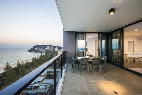 Boardwalk Burleigh Beach - Official - Accommodation Broadbeach 9