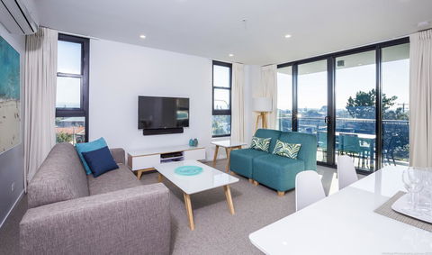Boardwalk Burleigh Beach - Official - Accommodation Broadbeach 36