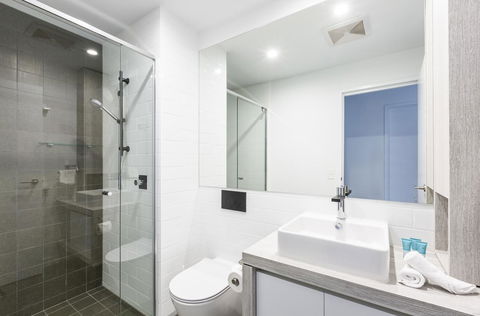 Boardwalk Burleigh Beach - Official - Accommodation Broadbeach 33