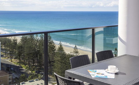 Boardwalk Burleigh Beach - Official - Accommodation Broadbeach 20