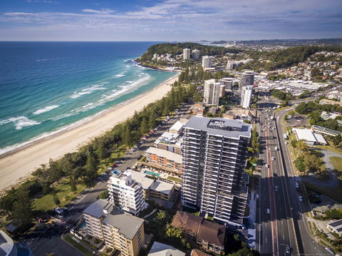 Boardwalk Burleigh Beach - Official - Accommodation Broadbeach 30