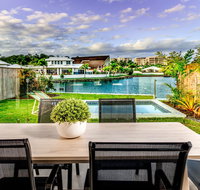 Blue lagoon Villa A - Accommodation Broadbeach