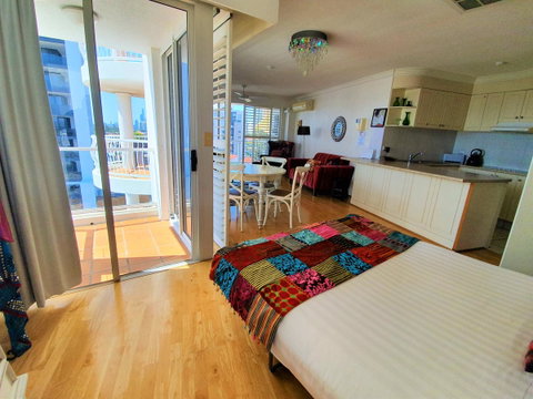 Broadbeach Holiday Apartments - Accommodation Broadbeach 25