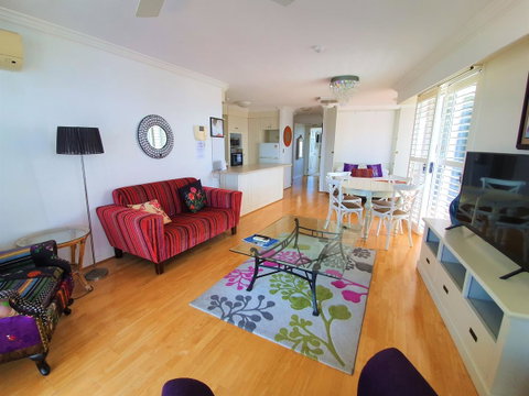 Broadbeach Holiday Apartments - Accommodation Broadbeach 22