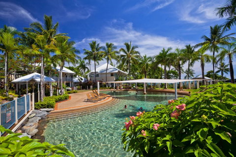 Coral Sands Beachfront Resort - Accommodation Broadbeach 1