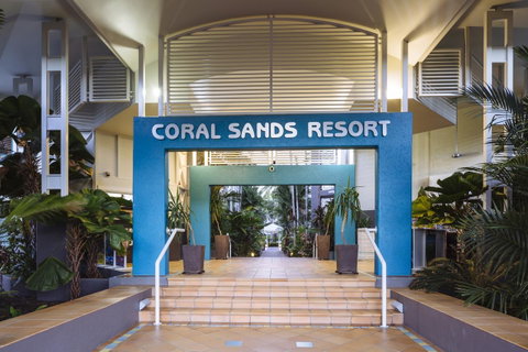 Coral Sands Beachfront Resort - Accommodation Broadbeach 17