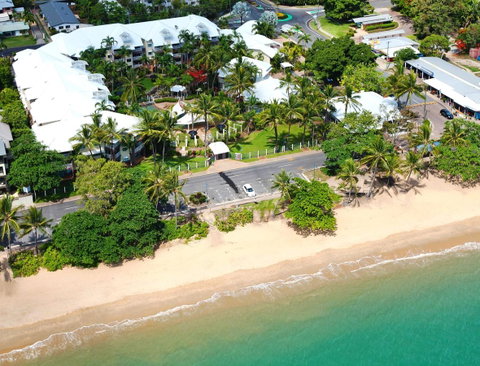 Coral Sands Beachfront Resort - Accommodation Broadbeach 4
