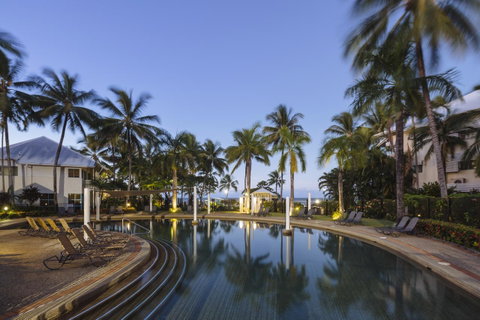 Coral Sands Beachfront Resort - Accommodation Broadbeach 6