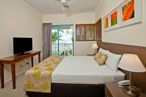 Coral Sands Beachfront Resort - Accommodation Broadbeach 7