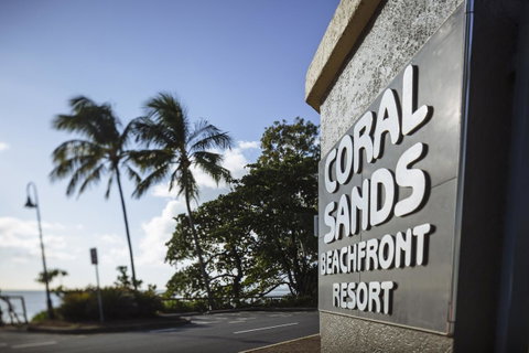 Coral Sands Beachfront Resort - Accommodation Broadbeach 14