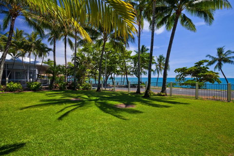Coral Sands Beachfront Resort - Accommodation Broadbeach 30