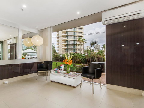 Sunbird Beach Resort Main Beach - Accommodation Broadbeach 44