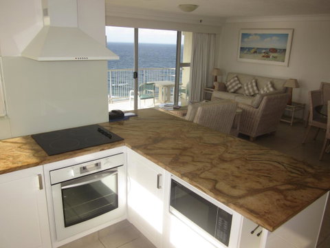 Talisman Apartments - Accommodation Broadbeach 8