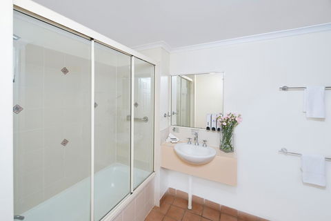 Park Regis Anchorage - Accommodation Broadbeach 10