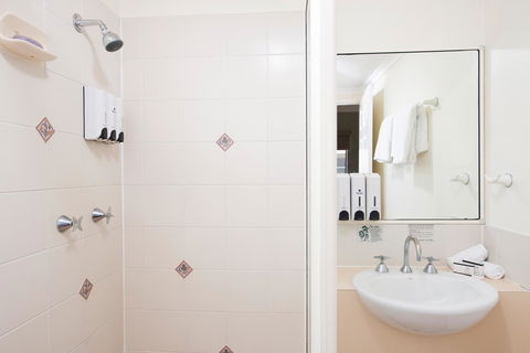Park Regis Anchorage - Accommodation Broadbeach 9