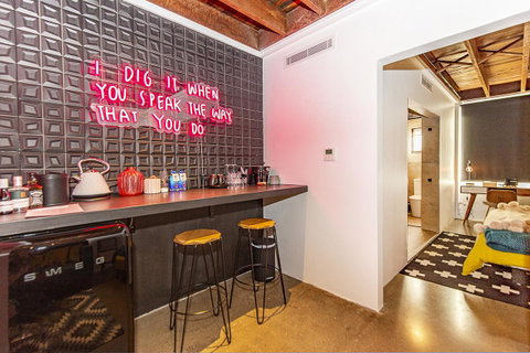 The Pink Hotel Coolangatta - Accommodation Broadbeach 20