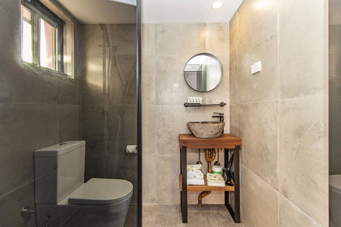 The Pink Hotel Coolangatta - Accommodation Broadbeach 31