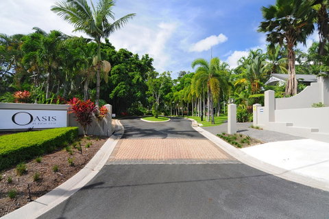 Oasis At Palm Cove - Accommodation Broadbeach 30